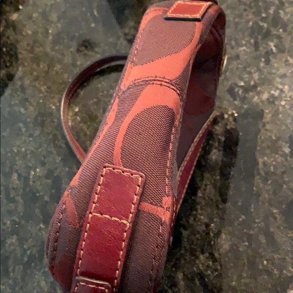 Coach wristlet - Picture 3 of 6